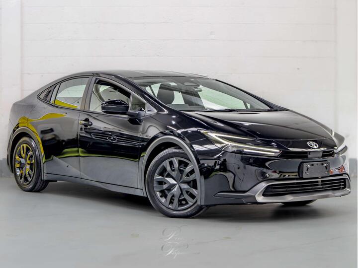 Toyota PRIUS 2.0 13.6kWh Design CVT Euro 6 (s/s) 5dr