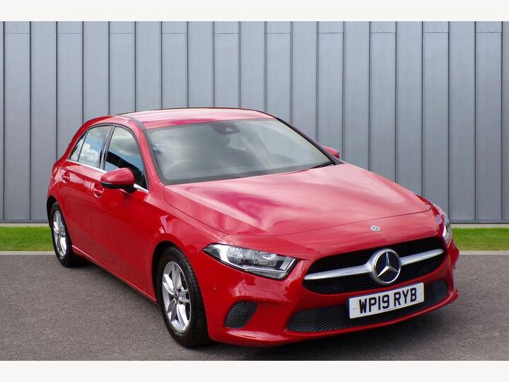 Mercedes-Benz A Class 1.3 A180 SE (Executive) Euro 6 (s/s) 5dr Mercedes-Benz A Class 1.3 A180 SE (Executive) Euro 6 (s/s) 5dr