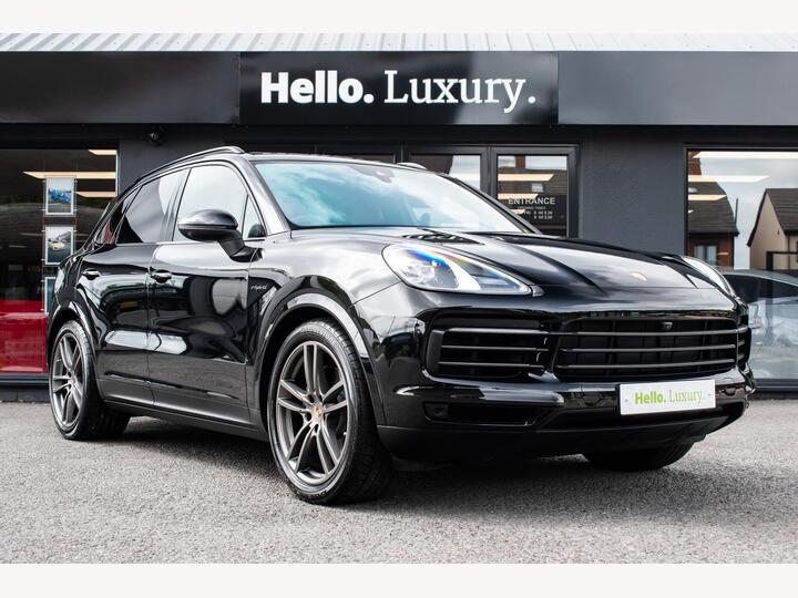 Porsche Cayenne 3.0 V6 E-Hybrid 17.9kWh Platinum Edition TiptronicS 4WD Euro 6 (s/s) 5dr (3.6kW Charger) Porsche Cayenne 3.0 V6 E-Hybrid 17.9kWh Platinum Edition TiptronicS 4WD Euro 6 (s/s) 5dr (3.6kW Charger)