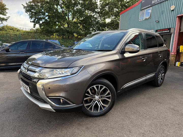 Mitsubishi Outlander 2.2 DI-D 3 Auto 4WD Euro 6 5dr