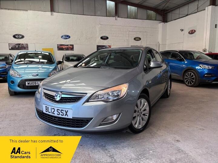 Vauxhall Astra 1.6 16v Exclusiv Euro 5 5dr