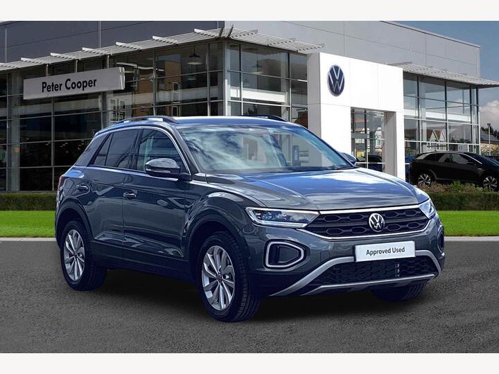 Volkswagen T-roc 1.0 TSI Match Euro 6 (s/s) 5dr Volkswagen T-roc 1.0 TSI Match Euro 6 (s/s) 5dr