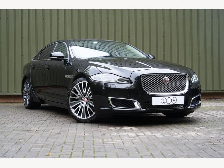 Jaguar XJ 3.0d V6 Autobiography Auto Euro 6 (s/s) 4dr (LWB)