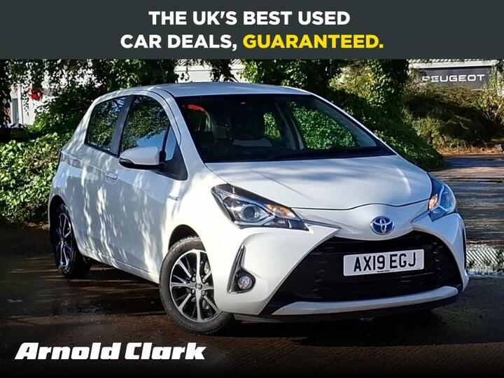 Toyota Yaris 1.5 VVT-h Icon Tech E-CVT Euro 6 (s/s) 5dr