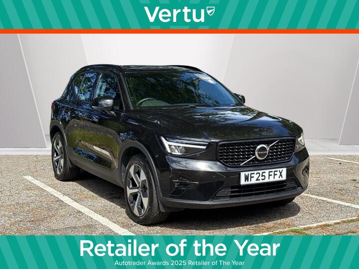 Volvo XC40 2.0 B3 MHEV Plus Dark DCT Auto Euro 6 (s/s) 5dr