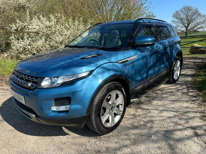Land Rover RANGE ROVER EVOQUE 2.2 SD4 Pure Auto 4WD Euro 5 5dr Land Rover RANGE ROVER EVOQUE 2.2 SD4 Pure Auto 4WD Euro 5 5dr