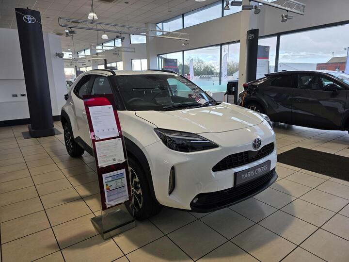 Toyota Yaris Cross 1.5 VVT-h Design E-CVT Euro 6 (s/s) 5dr