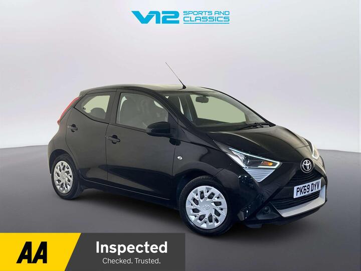 Toyota AYGO 1.0 VVT-i X-play X-shift Euro 6 5dr