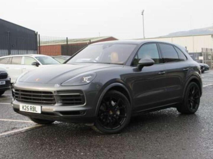 Porsche Cayenne 3.0T V6 TiptronicS 4WD Euro 6 (s/s) 5dr Porsche Cayenne 3.0T V6 TiptronicS 4WD Euro 6 (s/s) 5dr