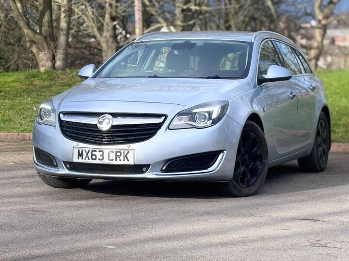 Vauxhall Insignia 2.0 CDTi EcoFLEX Tech Line Sports Tourer Euro 5 (s/s) 5dr Vauxhall Insignia 2.0 CDTi EcoFLEX Tech Line Sports Tourer Euro 5 (s/s) 5dr