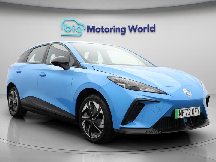 MG MG4 64kWh SE Long Range Auto 5dr