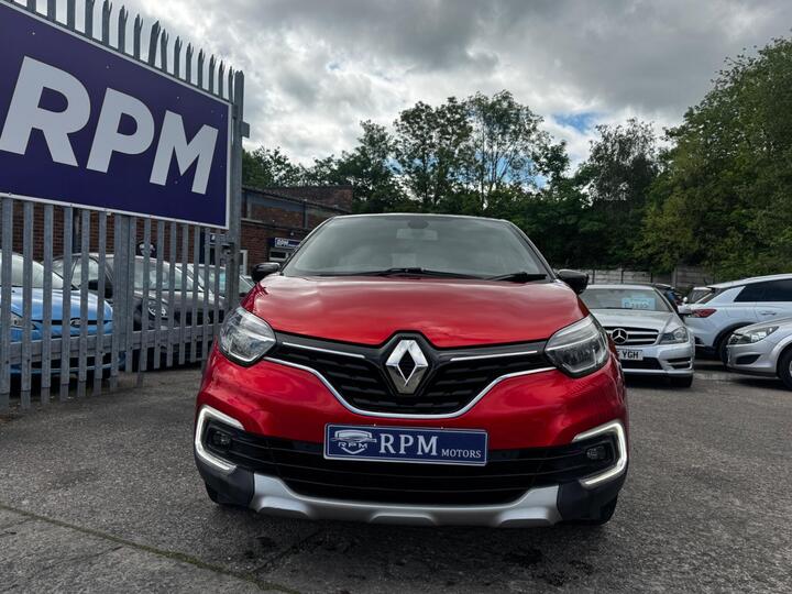 Renault Captur 0.9 TCe ENERGY GT Line Euro 6 (s/s) 5dr Renault Captur 0.9 TCe ENERGY GT Line Euro 6 (s/s) 5dr