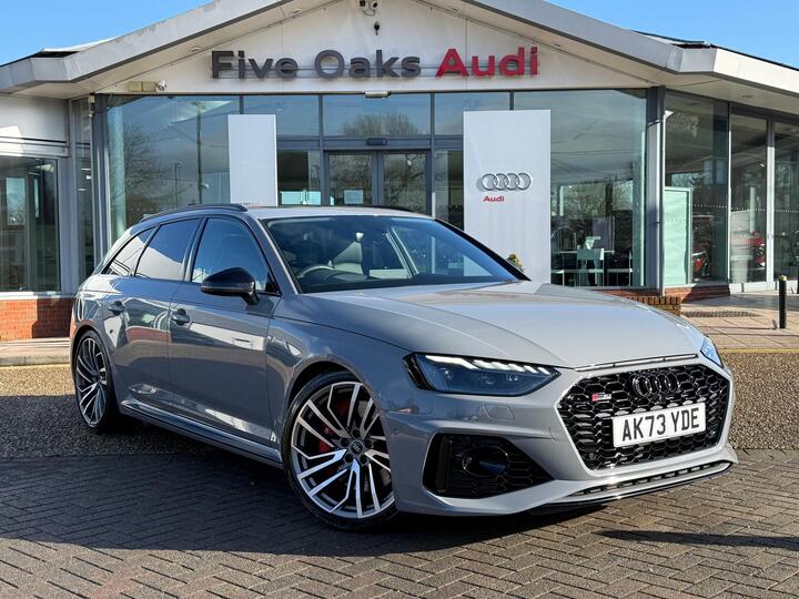 Audi RS4 Avant 2.9 TFSI V6 Vorsprung Tiptronic Quattro Euro 6 (s/s) 5dr Audi RS4 Avant 2.9 TFSI V6 Vorsprung Tiptronic Quattro Euro 6 (s/s) 5dr