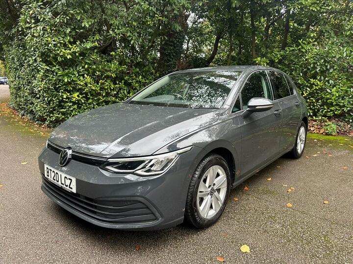 Volkswagen Golf 1.5 TSI Life Euro 6 (s/s) 5dr Volkswagen Golf 1.5 TSI Life Euro 6 (s/s) 5dr