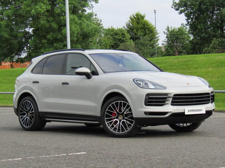 Porsche Cayenne 3.0T V6 Platinum Edition TiptronicS 4WD Euro 6 (s/s) 5dr