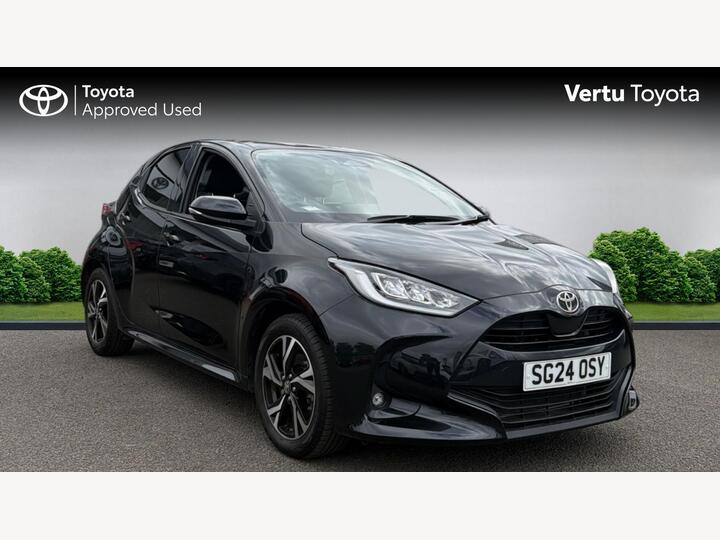 Toyota Yaris 1.5 VVT-h Design E-CVT Euro 6 (s/s) 5dr