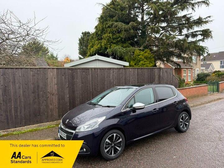 Peugeot 208 1.2 PureTech Allure Premium Euro 6 5dr