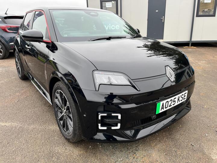 Renault 5 E-Tech Electric Comfort Range 52kWh Iconic Five Auto 5dr
