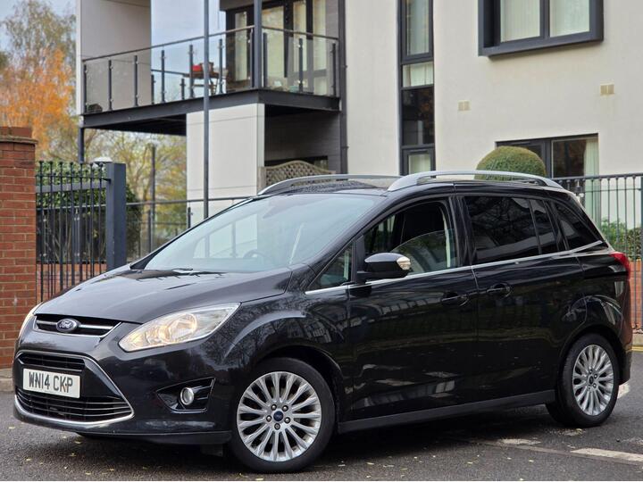 Ford Grand C-Max 1.6 TDCi Titanium Euro 5 5dr Ford Grand C-Max 1.6 TDCi Titanium Euro 5 5dr