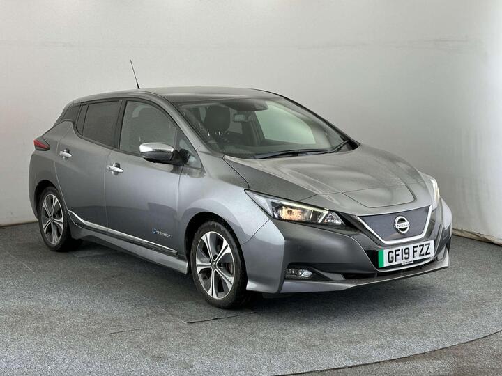 Nissan LEAF 40kWh N-Connecta Auto 5dr