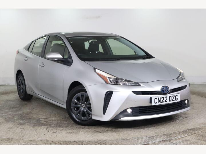 Toyota Prius 1.8 VVT-h Active CVT Euro 6 (s/s) 5dr Toyota Prius 1.8 VVT-h Active CVT Euro 6 (s/s) 5dr