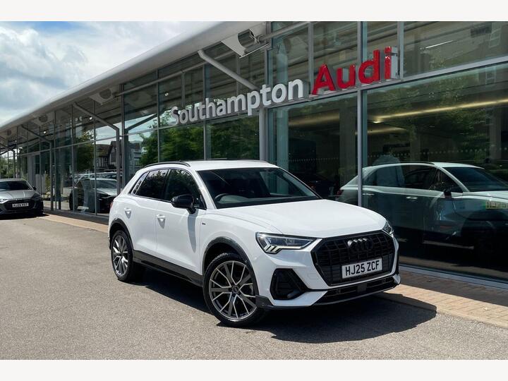 Audi Q3 1.5 TFSI CoD 35 Black Edition S Tronic Euro 6 (s/s) 5dr