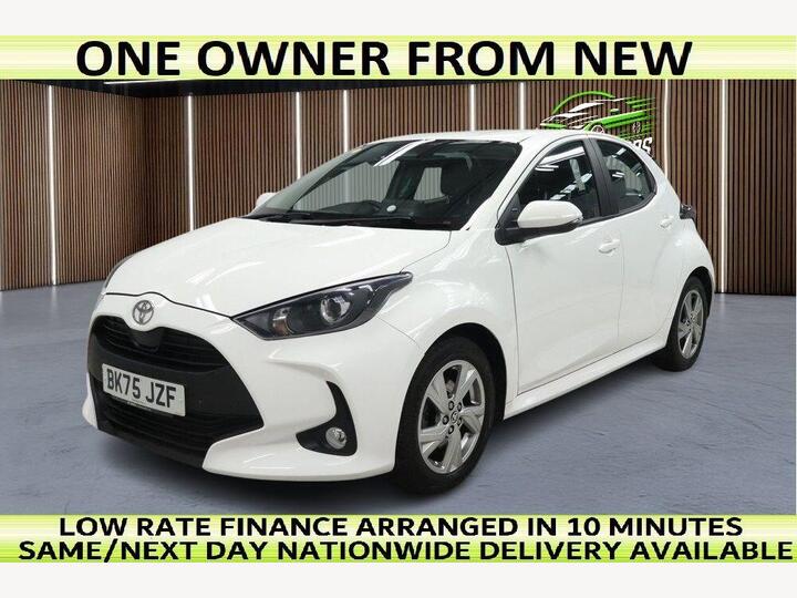 Toyota YARIS 1.5 VVT-h Icon E-CVT Euro 6 (s/s) 5dr