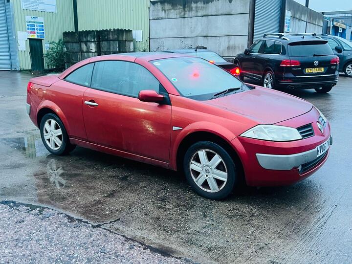 Renault Megane 1.6 VVT Dynamique 2dr