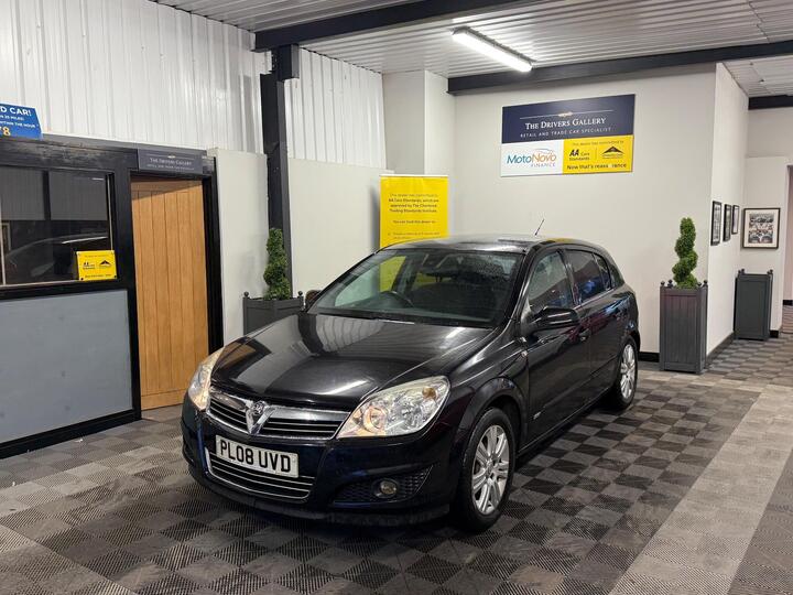 Vauxhall Astra 1.8i 16v Design 5dr