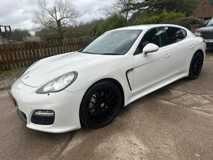 Porsche PANAMERA 4.8 V8 4S PDK 4WD Euro 5 (s/s) 5dr