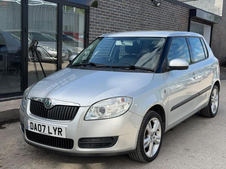 Skoda Fabia 1.4 16V 2 5dr