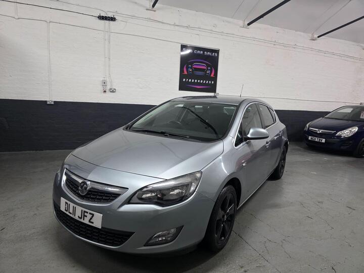Vauxhall Astra 1.4 16v SRi Euro 5 5dr