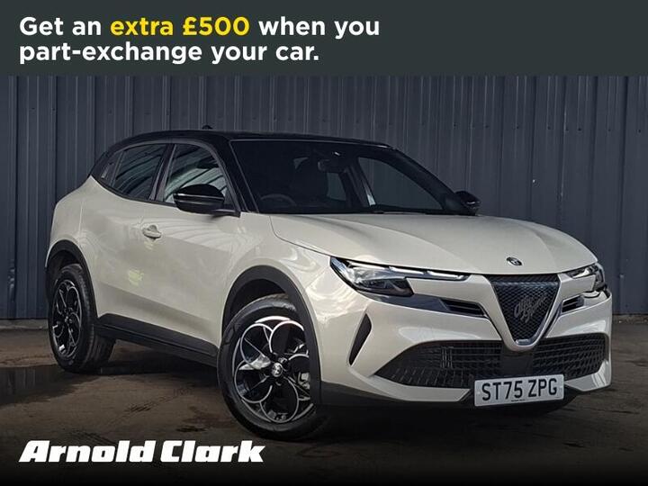 Alfa Romeo Junior 1.2 MHEV Ibrida E-DCT Euro 6 (s/s) 5dr