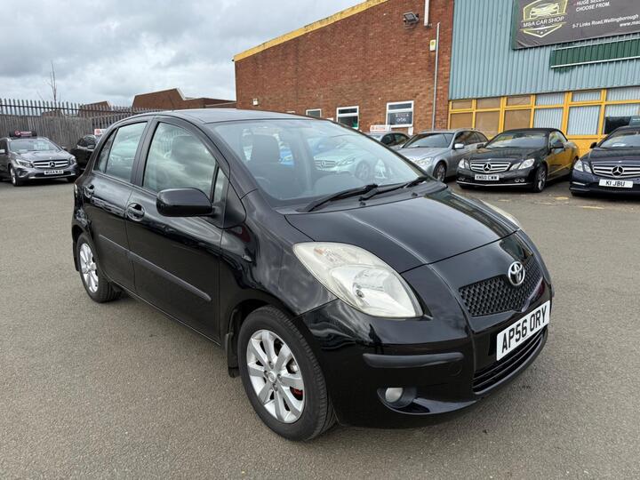 Toyota Yaris 1.3 VVT-i Zinc 5dr