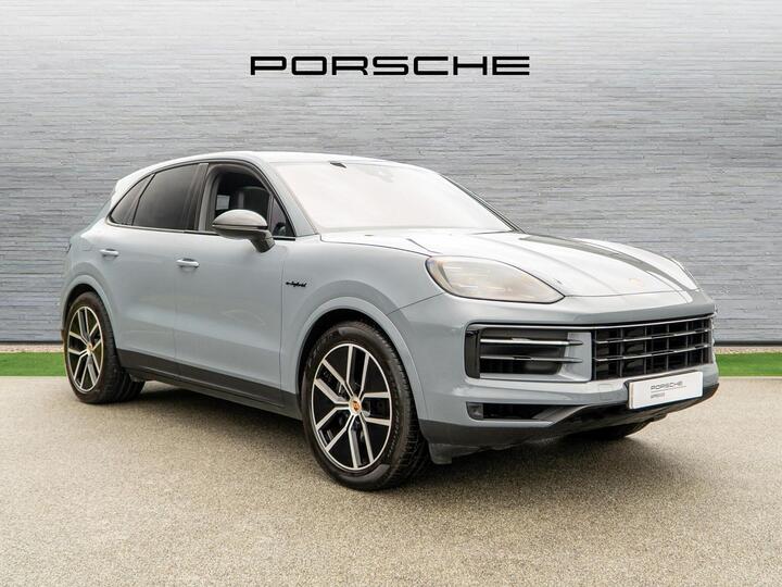 Porsche Cayenne 3.0 V6 E-Hybrid 25.9kWh TiptronicS 4WD Euro 6 (s/s) 5dr
