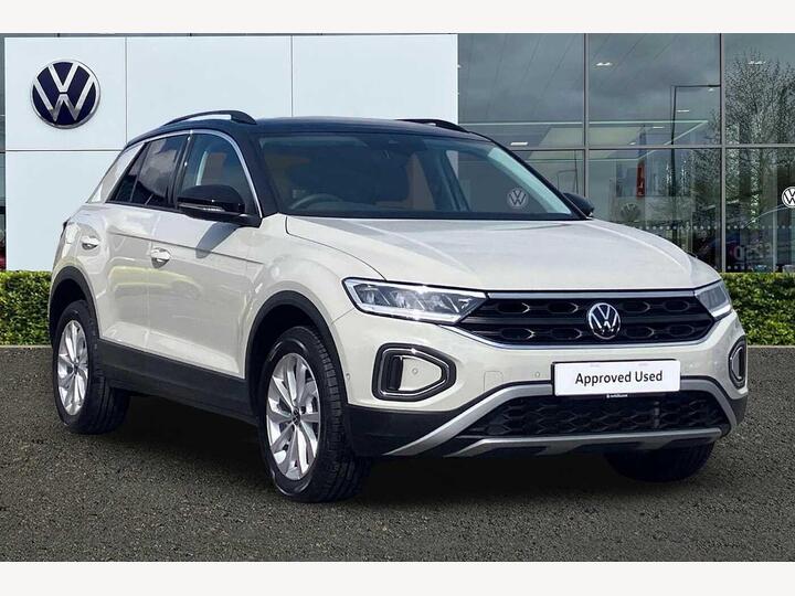 Volkswagen T-roc 1.5 TSI Match DSG Euro 6 (s/s) 5dr Volkswagen T-roc 1.5 TSI Match DSG Euro 6 (s/s) 5dr