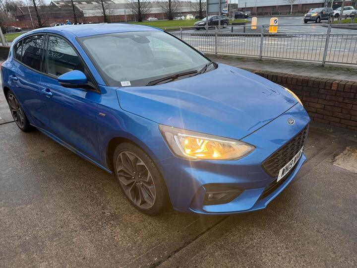 Ford Focus 1.0T EcoBoost ST-Line X Euro 6 (s/s) 5dr
