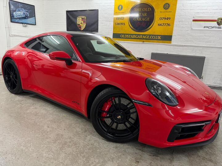 Porsche 911 3.0T 992 Carrera GTS PDK Euro 6 (s/s) 2dr Porsche 911 3.0T 992 Carrera GTS PDK Euro 6 (s/s) 2dr