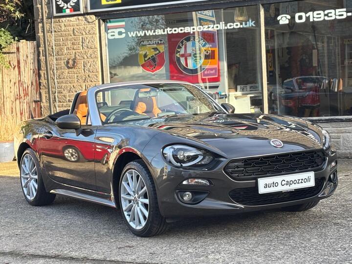 Fiat 124 Spider 1.4 MultiAir Lusso Plus Euro 6 2dr Fiat 124 Spider 1.4 MultiAir Lusso Plus Euro 6 2dr