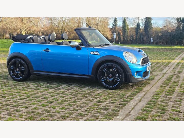 MINI Cooper S 1.6 Convertible 3dr Petrol