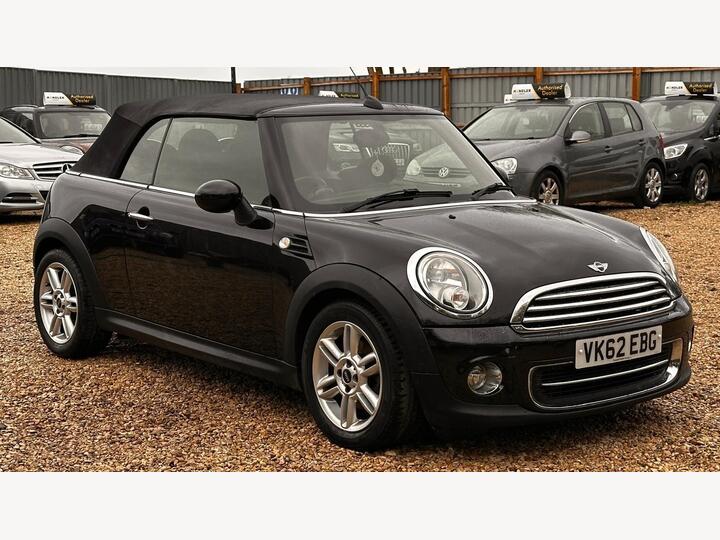 MINI Convertible 1.6 Cooper Euro 5 (s/s) 2dr