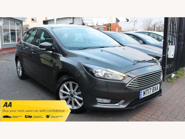Ford FOCUS 1.0T EcoBoost Titanium Auto Euro 6 (s/s) 5dr