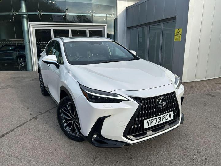 Lexus NX 2.5 450h+ 18.1kWh Takumi E-CVT 4WD Euro 6 (s/s) 5dr