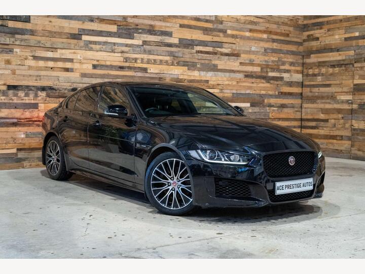 Jaguar XE 2.0i Landmark Auto Euro 6 (s/s) 4dr