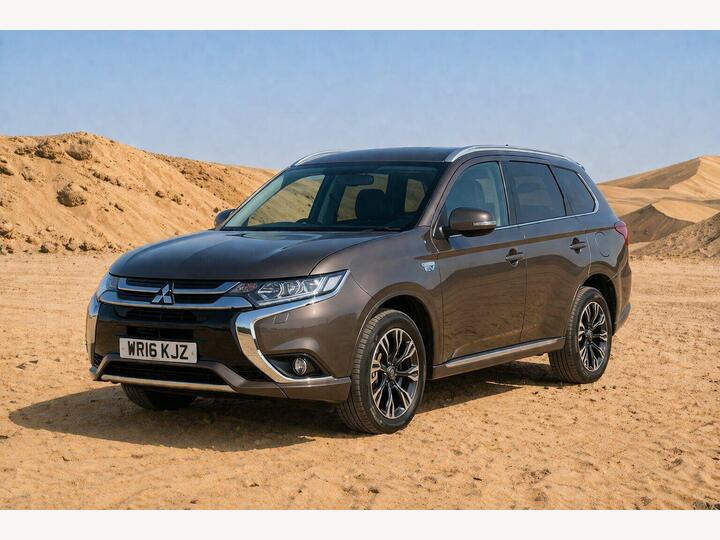 Mitsubishi Outlander 2.0h 12kWh GX4h CVT 4WD Euro 6 (s/s) 5dr Mitsubishi Outlander 2.0h 12kWh GX4h CVT 4WD Euro 6 (s/s) 5dr