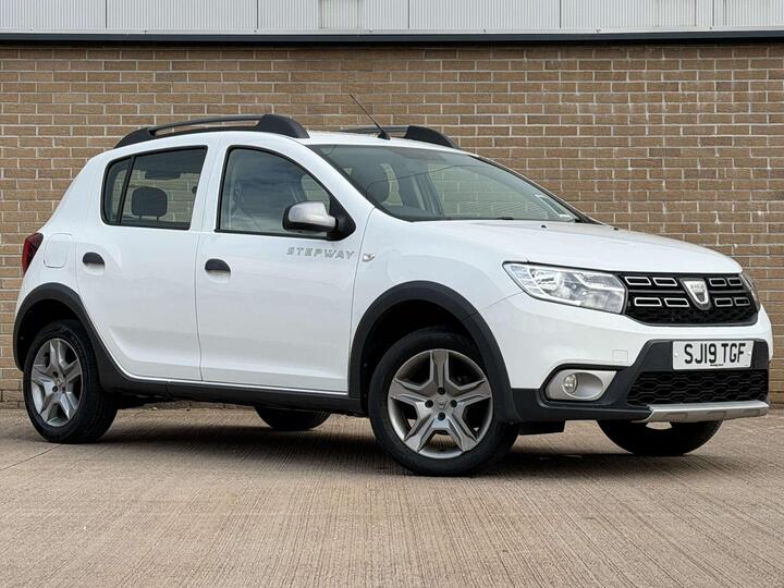 Dacia SANDERO 0.9 TCe Essential Euro 6 (s/s) 5dr