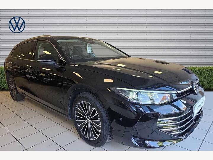 Volkswagen Passat 1.5 ETSI MHEV Elegance DSG Euro 6 (s/s) 5dr