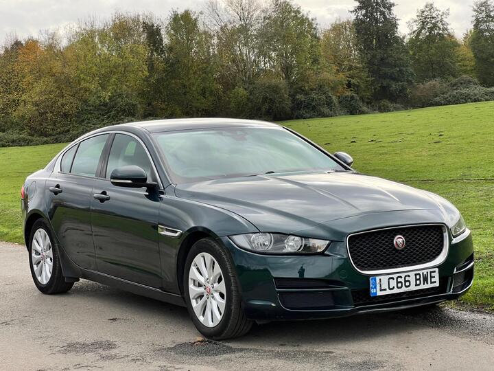 Jaguar XE 2.0d SE Euro 6 (s/s) 4dr