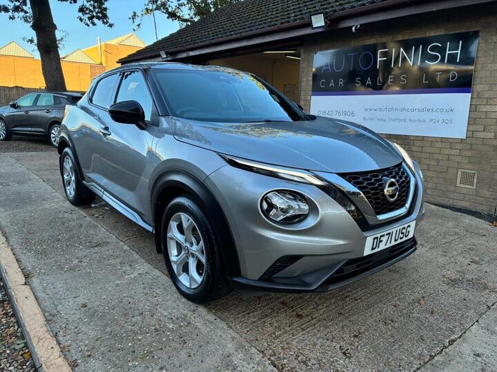 Nissan JUKE 1.0 DIG-T N-Connecta Euro 6 (s/s) 5dr