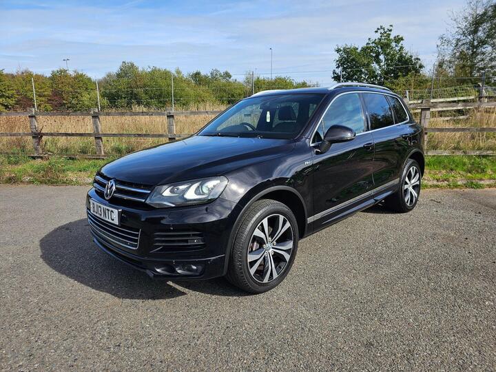 Volkswagen Touareg 3.0 TDI V6 BlueMotion Tech R-Line Tiptronic 4WD Euro 5 (s/s) 5dr
